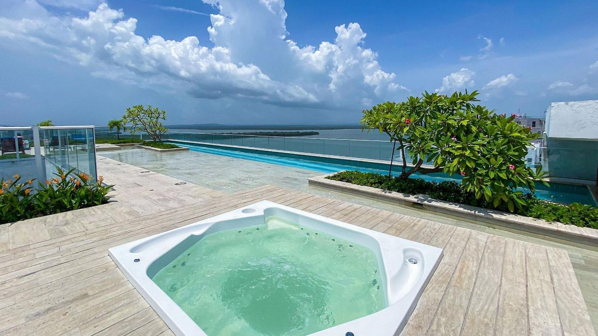 1 Cielo Mar. Jacuzzi Privado Apartamento *
